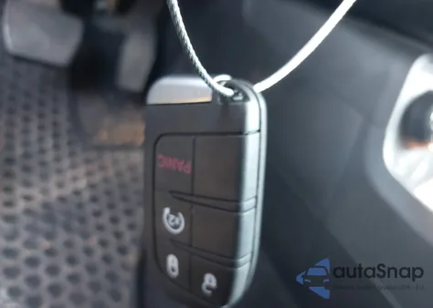 2016 Jeep Renegade Trailhawk from USA, damaged, VIN ZACCJBCT8GPD56101